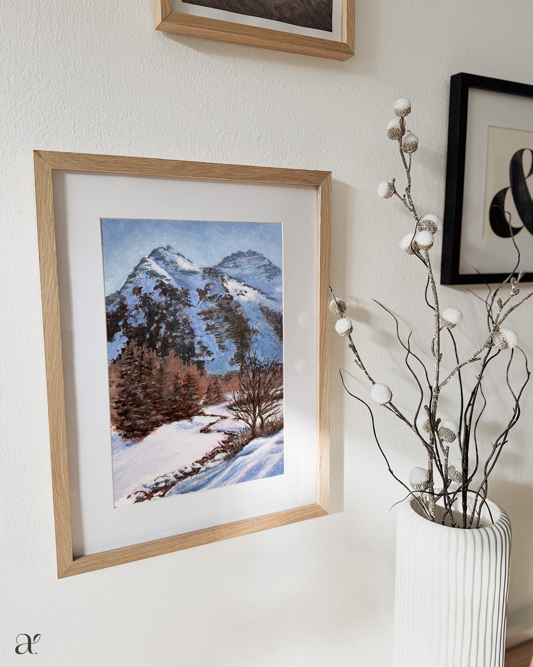 Winterliches Tal mit Bach, Sulden, Südtirol